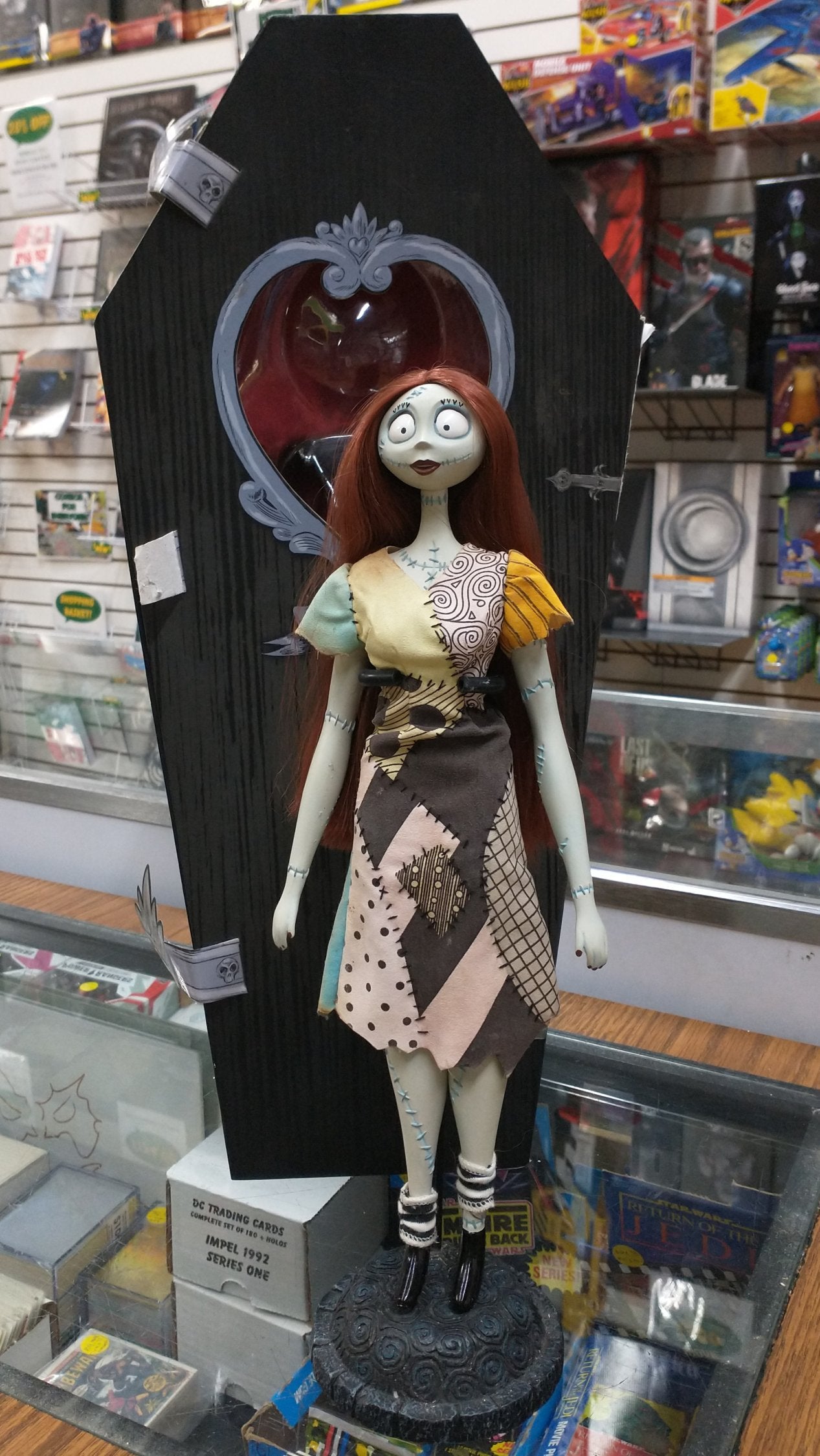 NBX SALLY FIGURE DISNEY STORE EXCLUSIVE NIGHMARE BEFORE CHRISTMAS USED