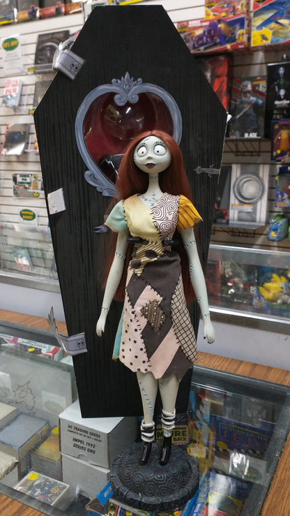 NBX SALLY FIGURE DISNEY STORE EXCLUSIVE NIGHMARE BEFORE CHRISTMAS USED