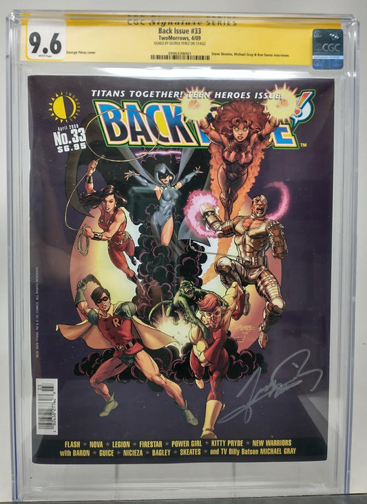 BACK ISSUE #33 - TWOMORROWS 2009 - CGC 9.6 - SIGNED BY GEORGE PEREZ