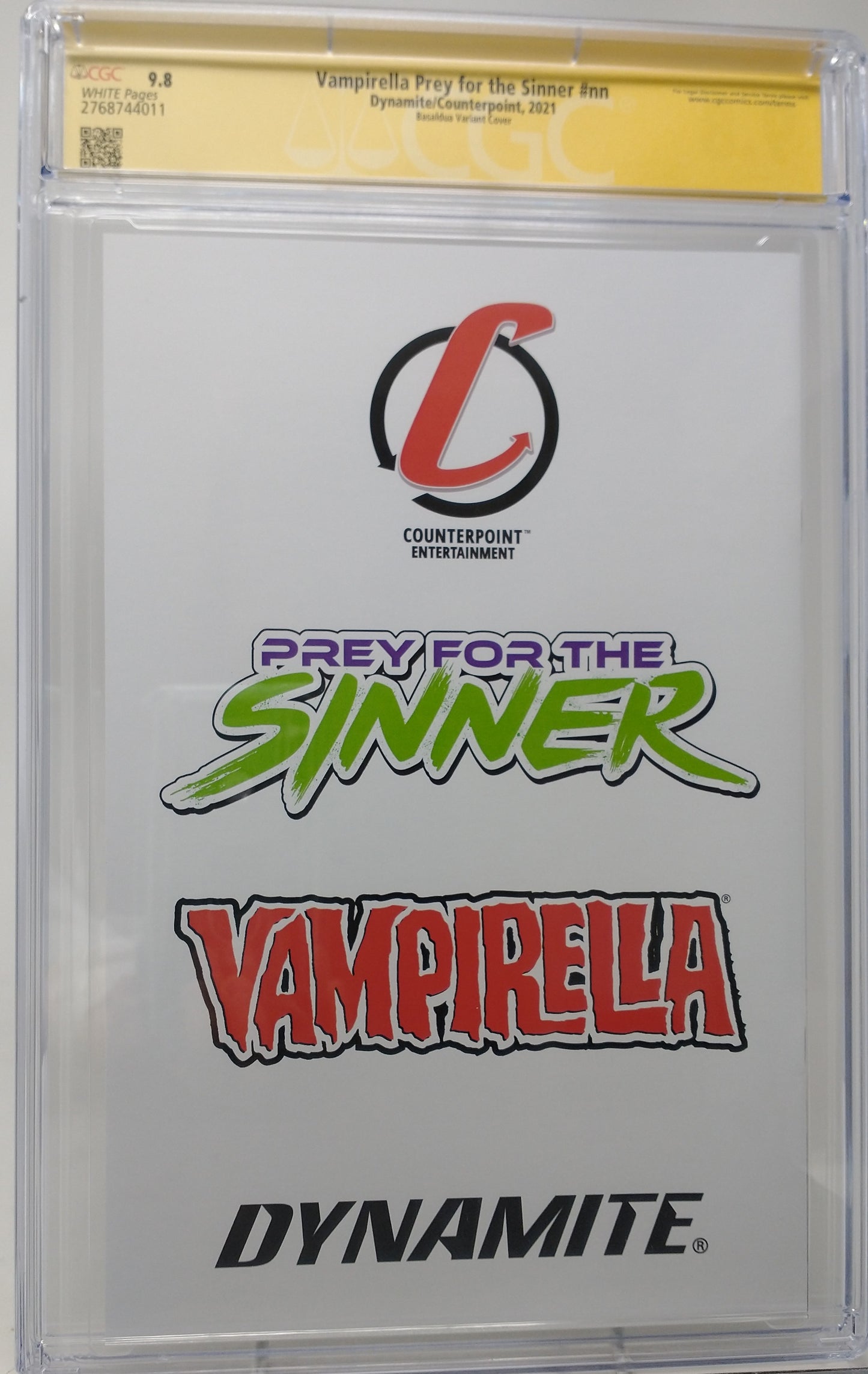 VAMPIRELLA PREY FOR THE SINNER - DYNAMITE 2021 - CGC 9.8 - SIGNED BY BASALDUA VARIANT