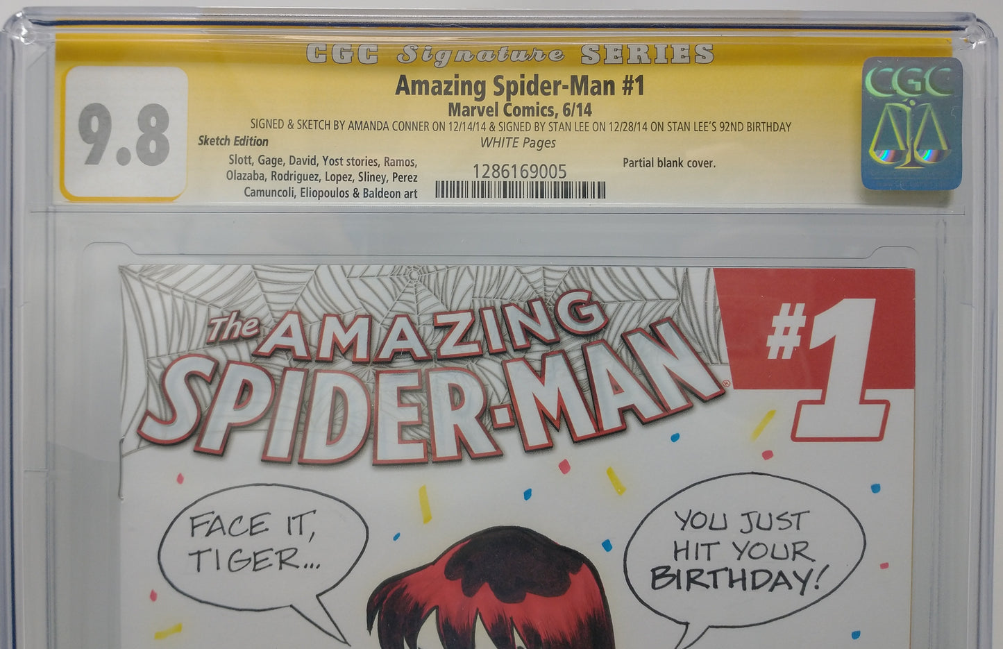 AMAZING SPIDER-MAN #1 - MARVEL 2014 - CGC 9.8 - SKETCH COVER BY AMANDA CONNER