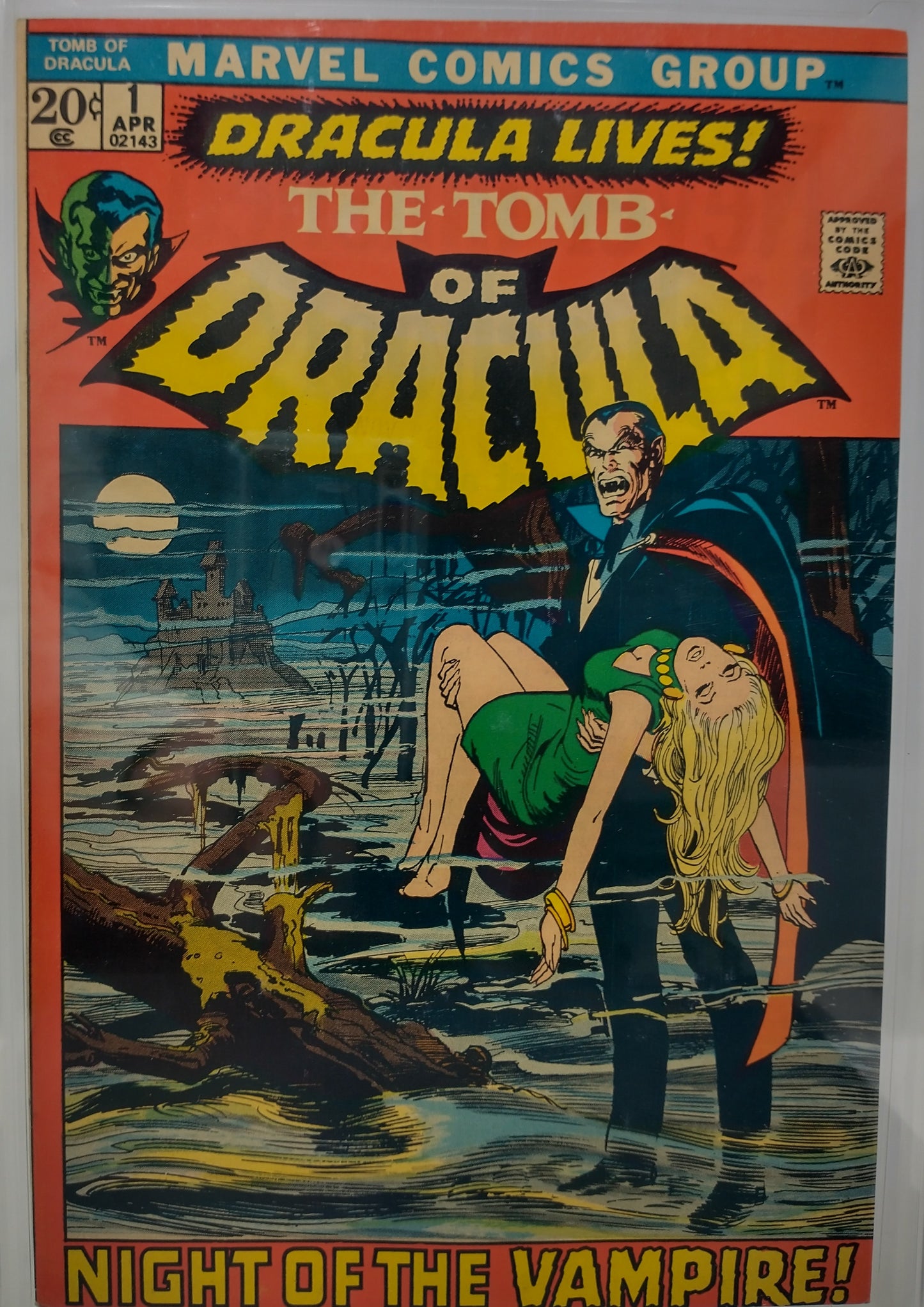 TOMB OF DRACULA #1 - MARVEL 1972 - CGC 9.2 - 1ST DRACULA APPEARANCE