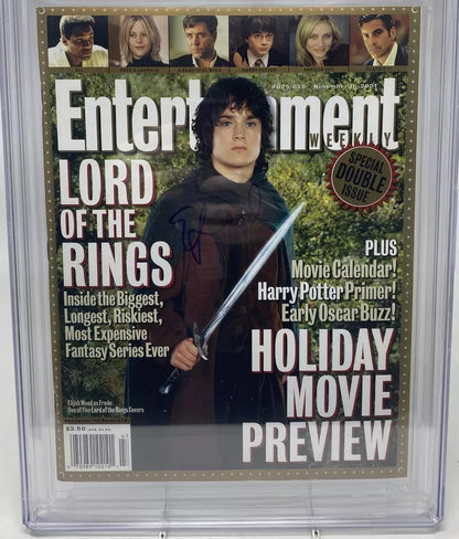 ENTERTAINMENT WEEKLY #625 - ENTERTAINEMTN WEEKLY INC. 2001 - CGCS 9.2 - ELIJAH WOOD SIGNED